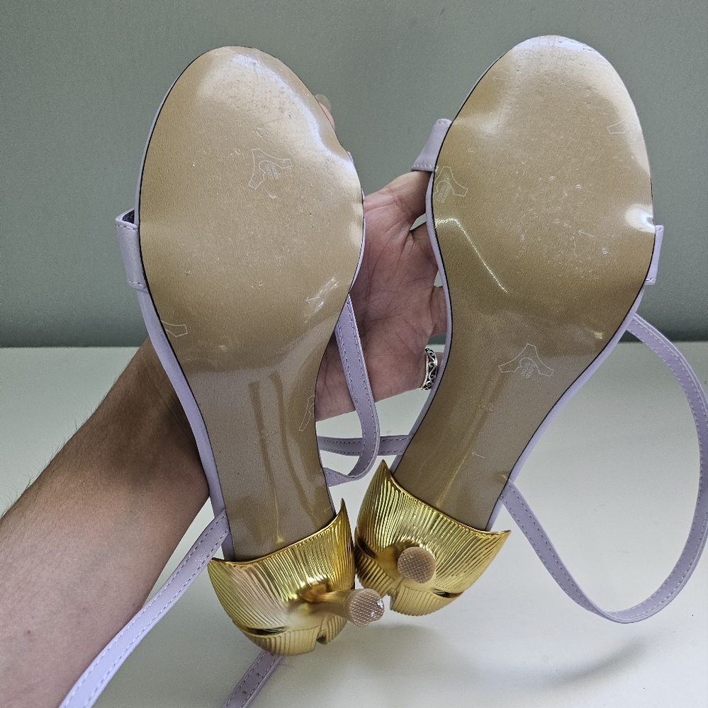 Lavender Flower Heels - Picture 4 of 5